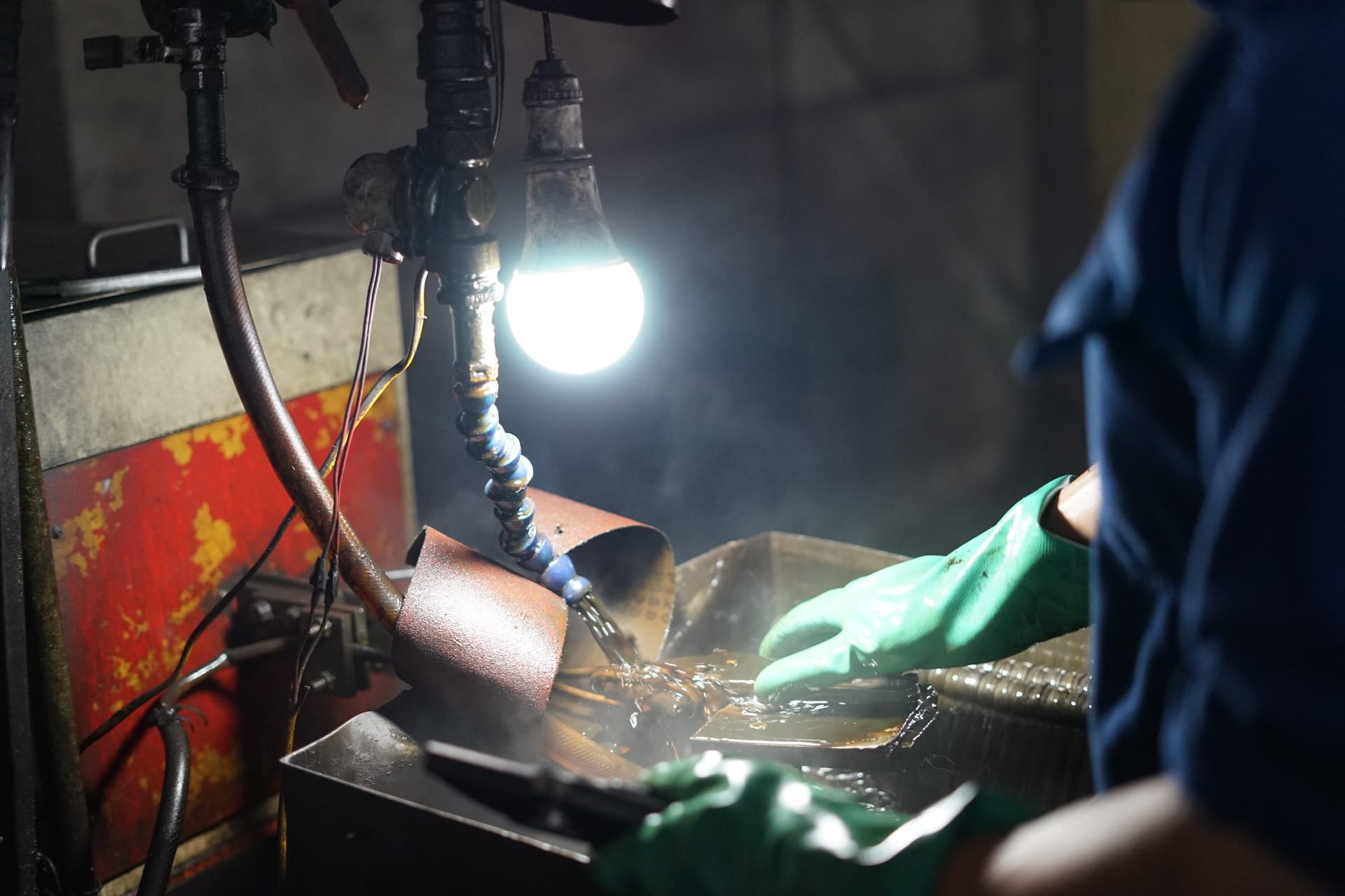 Tôi cao tần lưỡi cắt